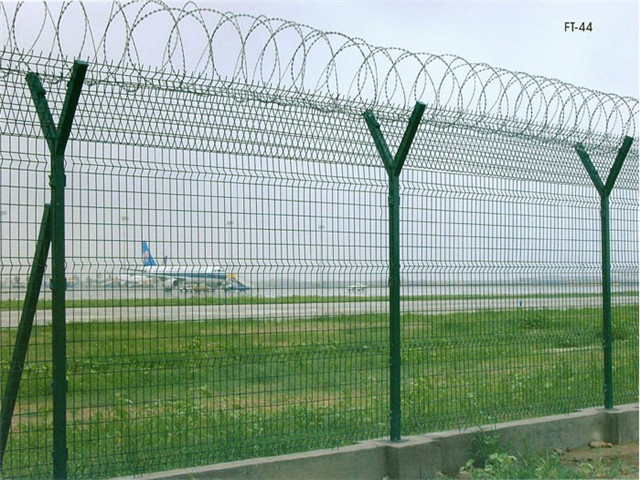 機(jī)場(chǎng)護(hù)欄網(wǎng)圖片4 機(jī)場(chǎng)護(hù)欄網(wǎng)圖片4